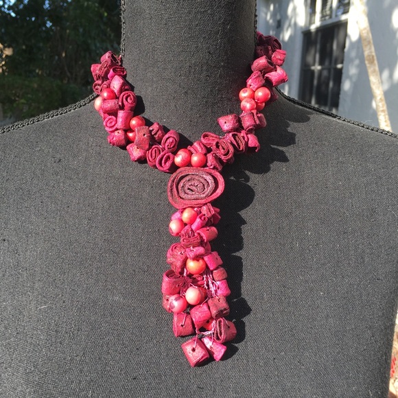 💯 authentic Rose 🥀 necklace & earring set - Picture 2 of 12